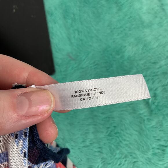 Talbots Multicolor Geometric Striped Square Tube Infinity Scarf 34 x 24 - Picture 7 of 8